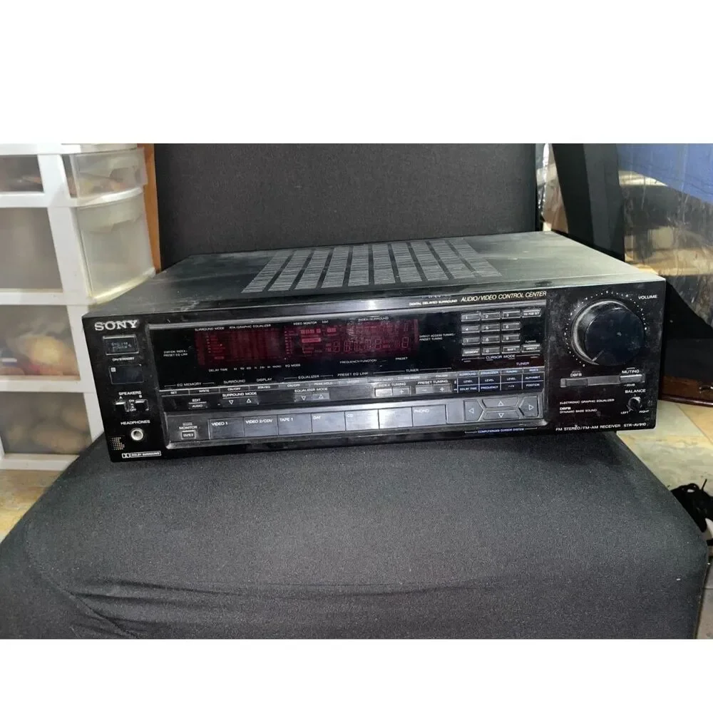 Vintage Sony STR-AV920 Stereo Receiver Control Center - Powers On / As-Is
